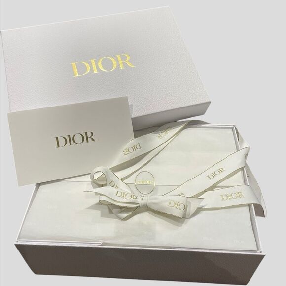 DIOR Christian Dior Gift Box Bundle Ribbon Box Card Tissue Paper NEW - Picture 2 of 10